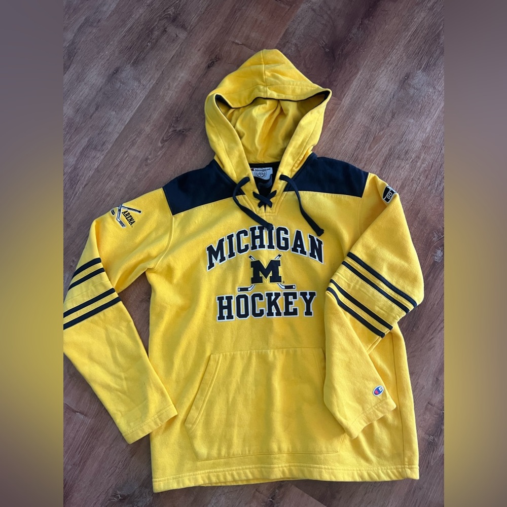 Michigan hockey hoodie